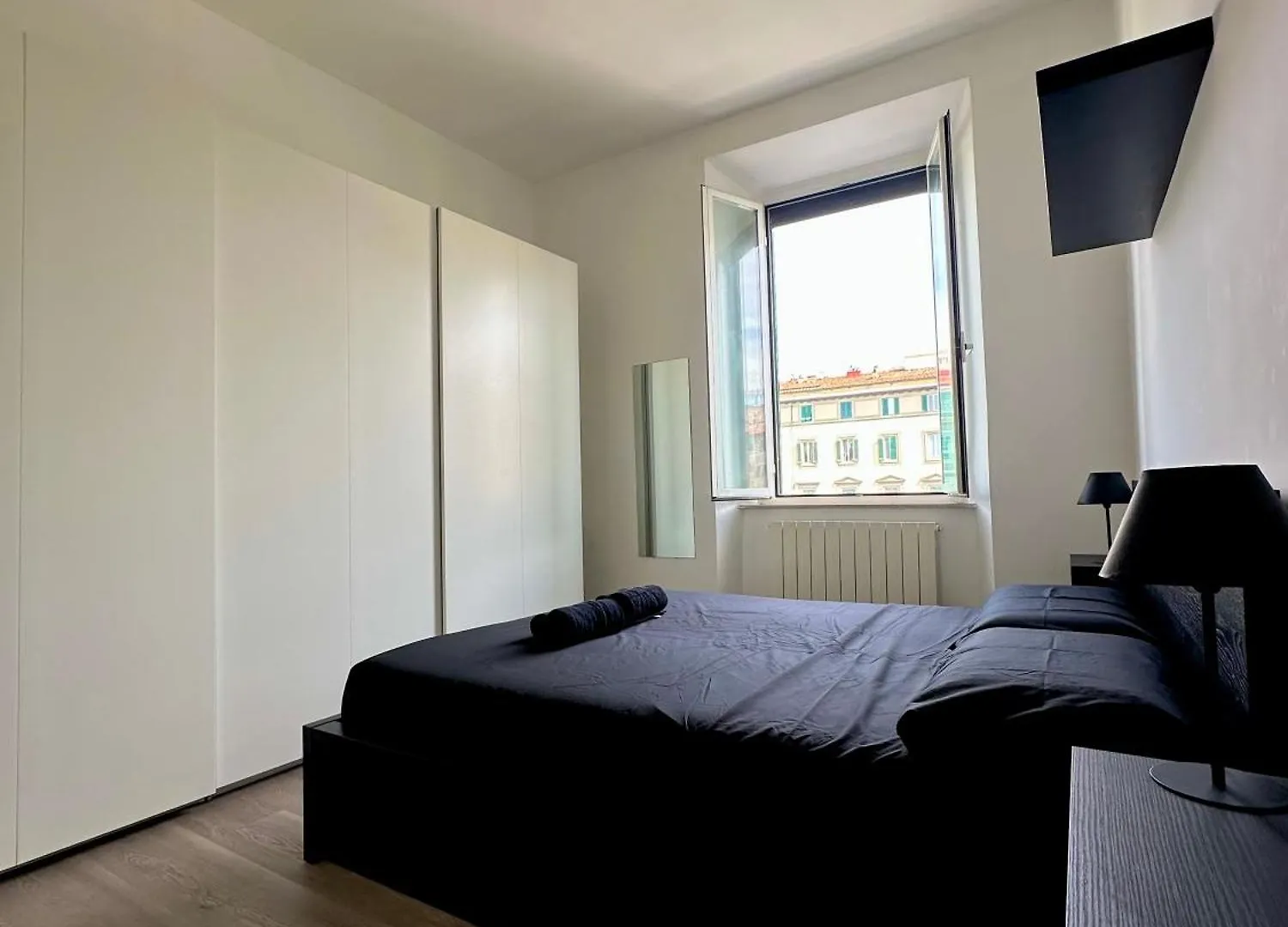 ליבורנו Az Apartments 0*,